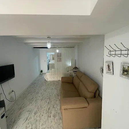 Apartamento Precioso Zona Castillo *